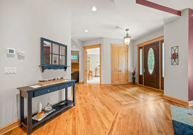 Photo 3 of Single family home for sale at 20658 Belle Lake Rd, Hutchinson, MN 55350 | MLS# 7115718 | Listing updated on 2026-09-15