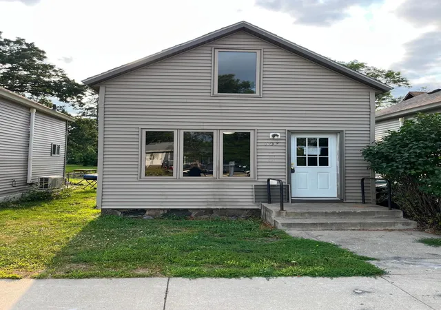 Photo 1 of Single family home for sale at 607 3rd Street Ne, Little Falls, MN 56345 | MLS# 7115756 | Listing updated on 2026-09-10