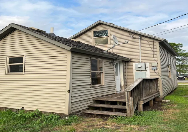Photo 2 of Single family home for sale at 607 3rd Street Ne, Little Falls, MN 56345 | MLS# 7115756 | Listing updated on 2026-09-10