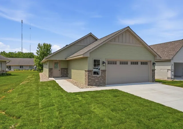 Photo 1 of Single family home for sale at 1807 Upper Trentwood Cir Ne, Willmar, MN 56201 | MLS# 7115904 | Listing updated on 2026-09-15