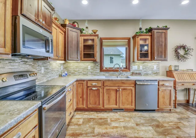 Photo 3 of Single family home for sale at 408 Garfield Ln, Lake Park, MN 56554 | MLS# 7115944 | Listing updated on 2026-09-11