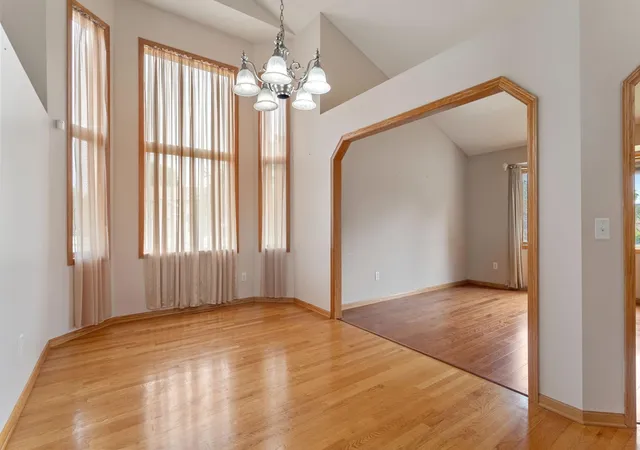 Photo 3 of Single family home for sale at 10049 Butternut Ct N, Minneapolis, MN 55443 | MLS# 7116015 | Listing updated on 2026-09-12