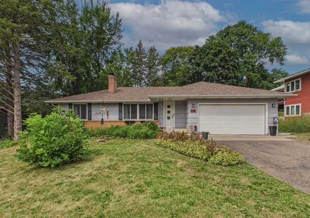 Photo 1 of Single family home for sale at 2085 Rosewood Ln S, Saint Paul, MN 55113 | MLS# 7116041 | Listing updated on 2026-10-02