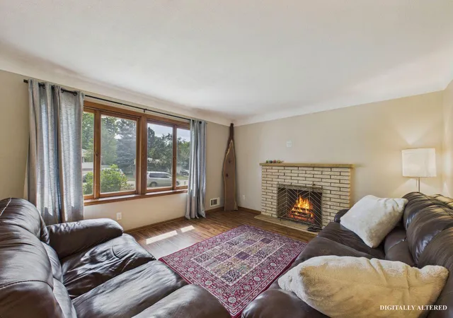 Photo 4 of Single family home for sale at 2085 Rosewood Ln S, Saint Paul, MN 55113 | MLS# 7116041 | Listing updated on 2026-10-02