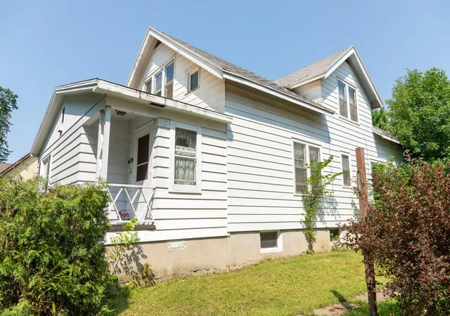 Photo 3 of Multi family home for sale at 419 9th Street S, Virginia, MN 55792 | MLS# 7116117 | Listing updated on 2026-09-13