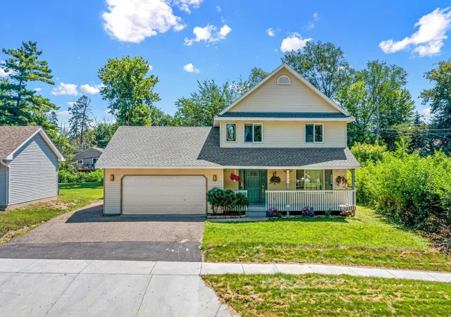Photo 1 of Single family home for sale at 1108 Mackubin St, Saint Paul, MN 55117 | MLS# 7116165 | Listing updated on 2026-09-09