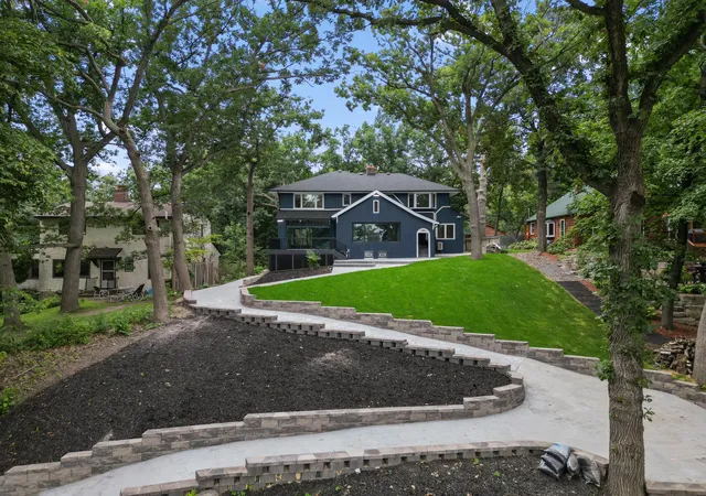 Photo 2 of Single family home for sale at 2020 Arcade St, Saint Paul, MN 55109 | MLS# 7116169 | Listing updated on 2026-10-08