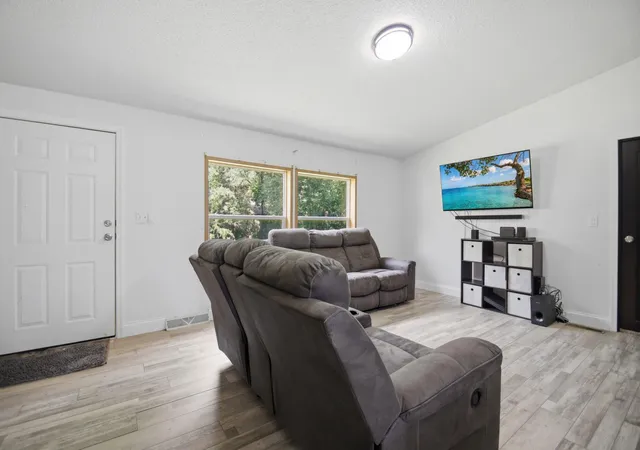 Photo 4 of Single family home for sale at 36652 170th Street, Waseca, MN 56093 | MLS# 7116389 | Listing updated on 2026-09-11