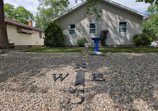 Photo 3 of Single family home for sale at 701 N Auburn Ave, Eveleth, MN 55734 | MLS# 7116443 | Listing updated on 2026-09-21
