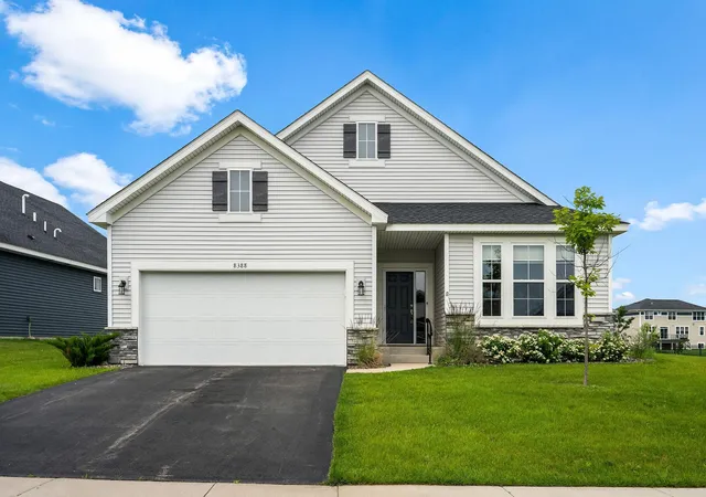 Photo 1 of Single family home for sale at 8388 Yearling Dr, Saint Paul, MN 55129 | MLS# 7116709 | Listing updated on 2026-09-25