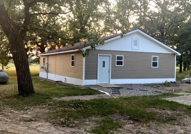 Photo 2 of Single family home for sale at 846 Oak Dr N, Fort Ripley, MN 56449 | MLS# 7116892 | Listing updated on 2026-09-28