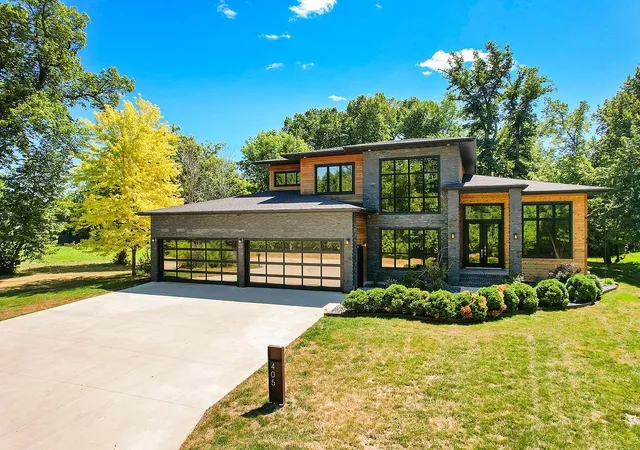 Photo 2 of Mansion for sale at 405 20th Avenue E, West Fargo, ND 58078 | MLS# 7116898 | Listing updated on 2026-09-10