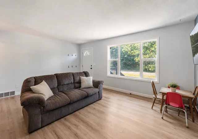 Photo 2 of Single family home for sale at 6380 Excelsior Rd, Baxter, MN 56425 | MLS# 7116907 | Listing updated on 2026-09-12