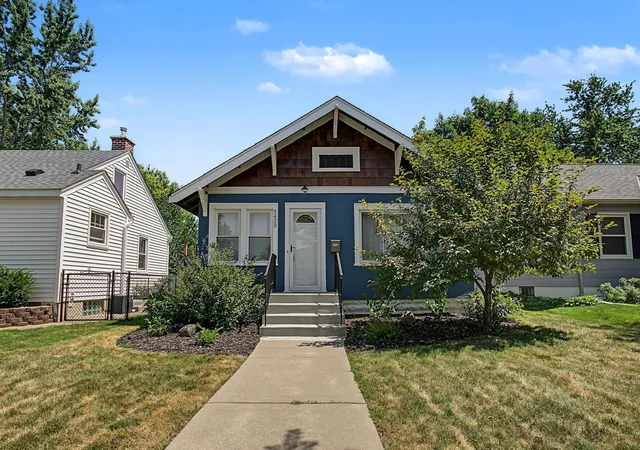 Photo 3 of Single family home for sale at 5433 43rd Avenue S, Minneapolis, MN 55417 | MLS# 7117095 | Listing updated on 2026-09-13
