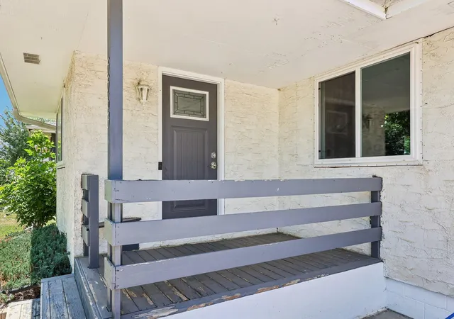 Photo 3 of Sale Pending at 5563 Main Ave NE, Albertville, MN 55301 | MLS# 7117123 | Listing updated on 2026-09-21