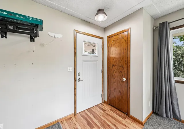 Photo 4 of Sale Pending at 5563 Main Ave NE, Albertville, MN 55301 | MLS# 7117123 | Listing updated on 2026-09-21