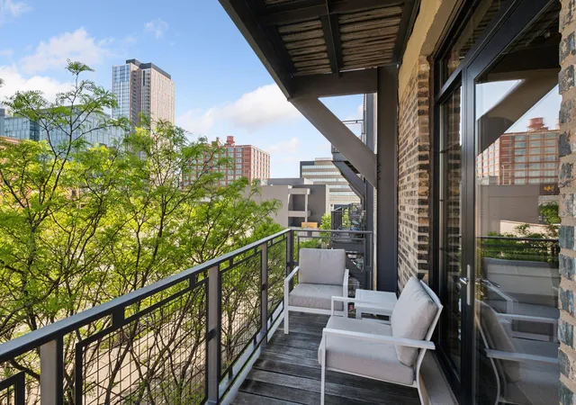 Listing Photo 4 - Condo for sale in building located at 525 N 3Rd St, Minneapolis, MN 55401 - Unit #306