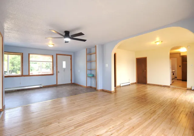 Photo 3 of Single family home for sale at 7725 Lake St, Siren, WI 54872 | MLS# 7117273 | Listing updated on 2026-09-11