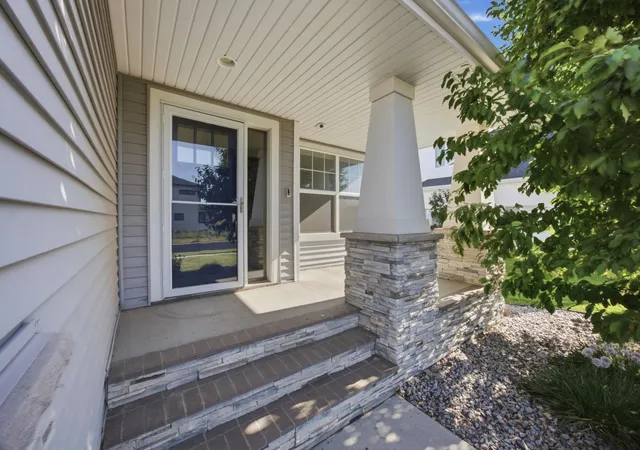 Photo 2 of Single family home for sale at 3981 47th Avenue S, Fargo, ND 58104 | MLS# 7117482 | Listing updated on 2026-09-15