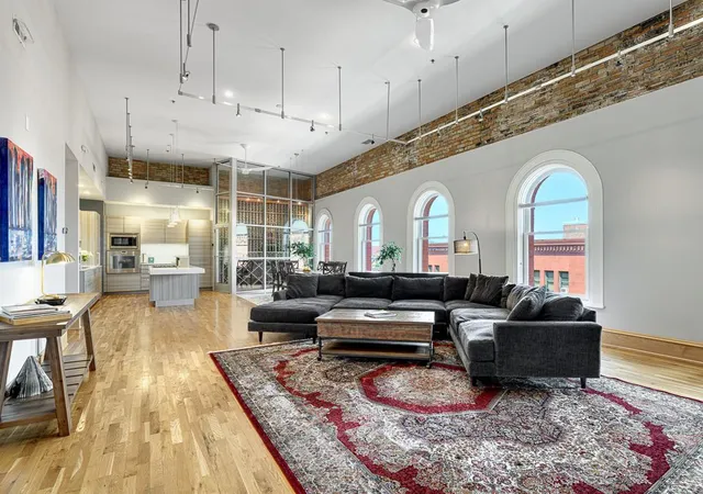 Photo 3 of Condo for sale at 300 Wall St #701, Saint Paul, MN 55101 | MLS# 7117678 | Listing updated on 2026-09-11