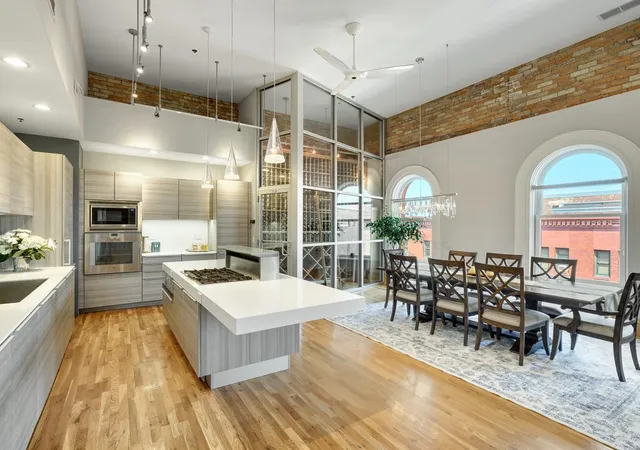 Photo 4 of Condo for sale at 300 Wall St #701, Saint Paul, MN 55101 | MLS# 7117678 | Listing updated on 2026-09-11