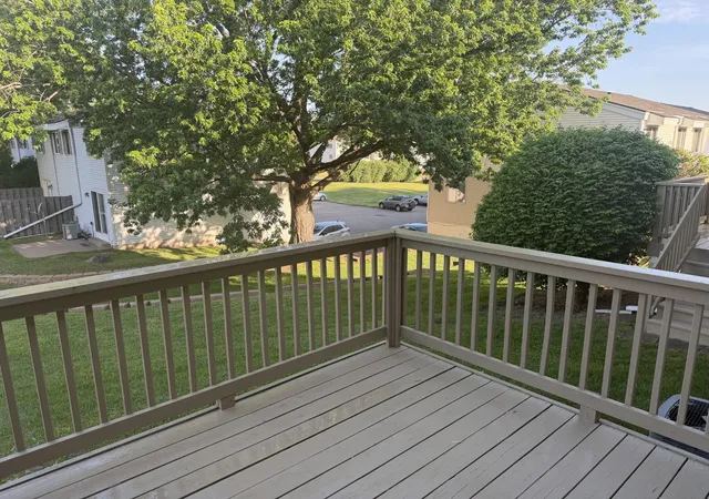 Photo 1 of Single family home for sale at 409 Dorland Pl, Saint Paul, MN 55119 | MLS# 7117918 | Listing updated on 2026-10-20