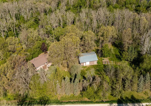 Photo 3 of Single family home for sale at 25226 720th Street, Hayfield, MN 55940 | MLS# 7117951 | Listing updated on 2026-09-12