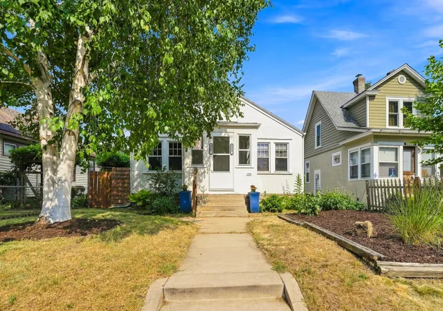 Photo 1 of Sale Pending at 2841 36th Avenue S, Minneapolis, MN 55406 | MLS# 7118027 | Listing updated on 2026-09-15