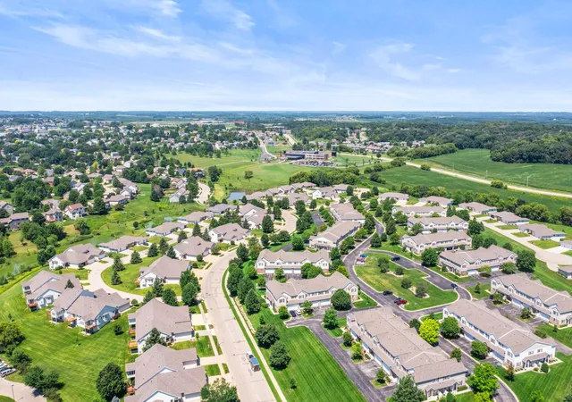 Photo 2 of Single family home for sale at 5825 Sandcherry Pl Nw, Rochester, MN 55901 | MLS# 7118093 | Listing updated on 2026-09-11