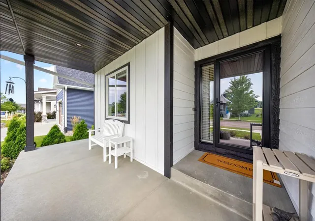 Photo 2 of Single family home for sale at 1675 Hadley Crk Dr Ne, Rochester, MN 55906 | MLS# 7118175 | Listing updated on 2026-09-10