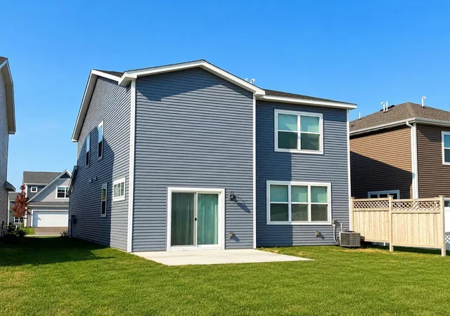 Photo 3 of Single family home for sale at 1092 Annacotte Ln, Rosemount, MN 55068 | MLS# 7118507 | Listing updated on 2026-09-11