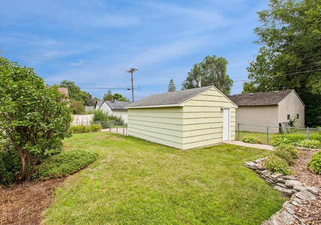 Photo 3 of Sale Pending at 418 17th Avenue N, South Saint Paul, MN 55075 | MLS# 7118685 | Listing updated on 2026-09-15