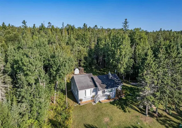 Single family home for sale at 5845 N Shore Dr, Duluth, MN 55804 | MLS# 7118859