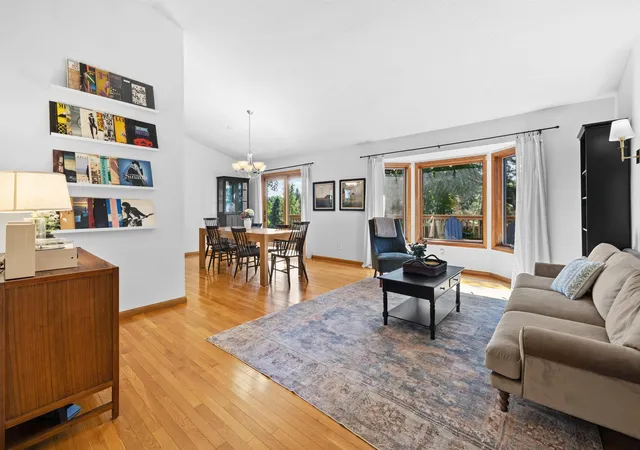 Photo 3 of Sale Pending at 4980 Oakview Ln N, Minneapolis, MN 55442 | MLS# 7118914 | Listing updated on 2026-09-14