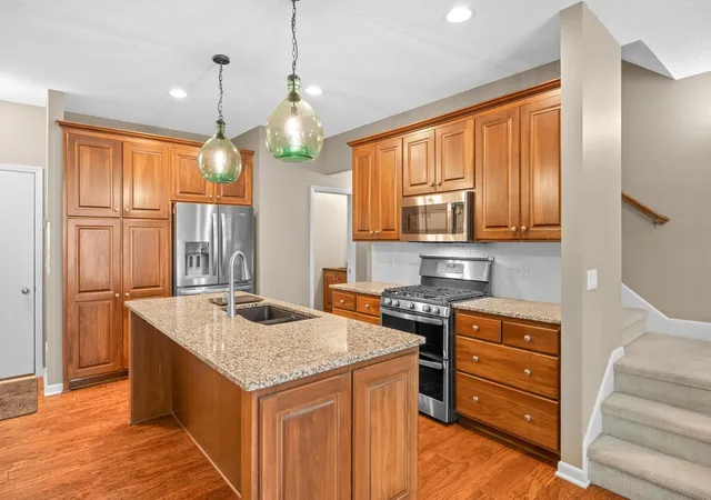 Photo 3 of Single family home for sale at 7745 Madelyn Crk Dr, Victoria, MN 55386 | MLS# 7119002 | Listing updated on 2026-09-14