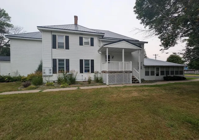 Listing Photo 4 - Condo for sale in building located at 155 SW 4th, Perham, MN 56573