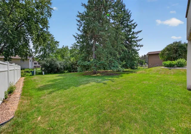 Photo 4 of Sale Pending at 1716 8th Avenue SE, Rochester, MN 55904 | MLS# 7119021 | Listing updated on 2026-09-14