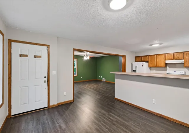 Photo 3 of Single family home for sale at 2321 Lyndale Ave N, Minneapolis, MN 55411 | MLS# 7119060 | Listing updated on 2026-09-10