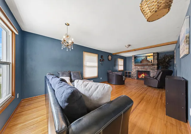 Photo 4 of Single family home for sale at 706 17th Street NE, Owatonna, MN 55060 | MLS# 7119148 | Listing updated on 2026-09-15