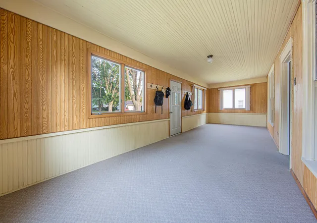 Photo 2 of Single family home for sale at 200 1st Avenue SE, Mapleton, MN 56065 | MLS# 7119337 | Listing updated on 2026-09-10