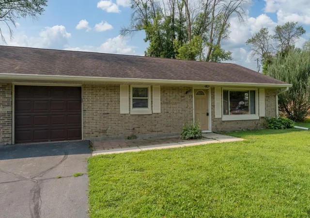 Photo 2 of Single family home for sale at 109 Jay St, Le Sueur, MN 56058 | MLS# 7119340 | Listing updated on 2026-09-15
