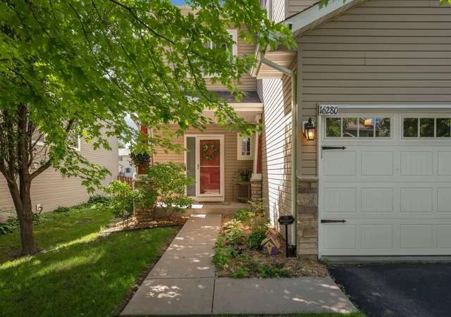 Photo 3 of Single family home for sale at 16280 Tahinka Ct Nw, Prior Lake, MN 55372 | MLS# 7119404 | Listing updated on 2026-09-13