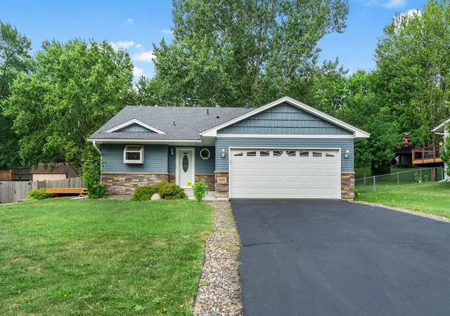 Photo 1 of Single family home for sale at 16595 Harwell Ave, Lakeville, MN 55044 | MLS# 7119413 | Listing updated on 2026-09-08