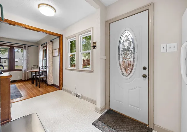 Photo 4 of Sale Pending at 7124 1st Avenue S, Richfield, MN 55423 | MLS# 7119434 | Listing updated on 2026-09-15