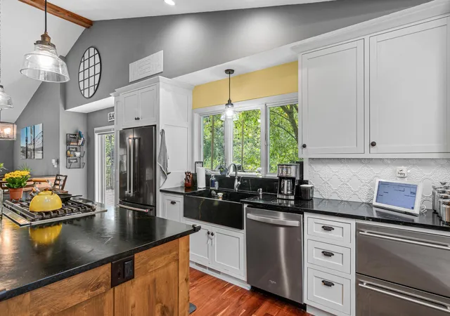 Photo 3 of Single family home for sale at 6560 White Oak Rd, Hugo, MN 55038 | MLS# 7119676 | Listing updated on 2026-09-17