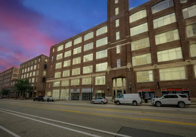Photo 3 of Condo for sale at 700 Washington Ave N #507, Minneapolis, MN 55401 | MLS# 7119680 | Listing updated on 2026-09-11