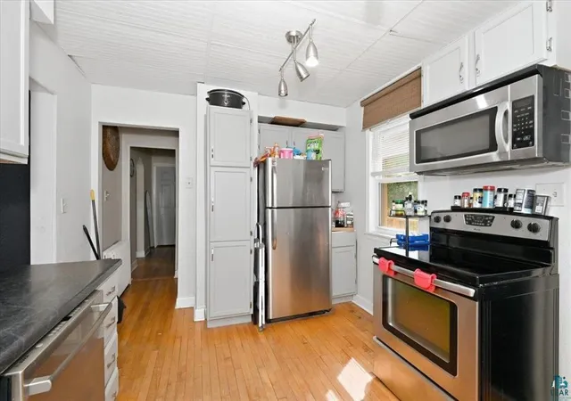 Photo 3 of Single family home for sale at 629 Spear Ave, Duluth, MN 55803 | MLS# 7119754 | Listing updated on 2026-09-25