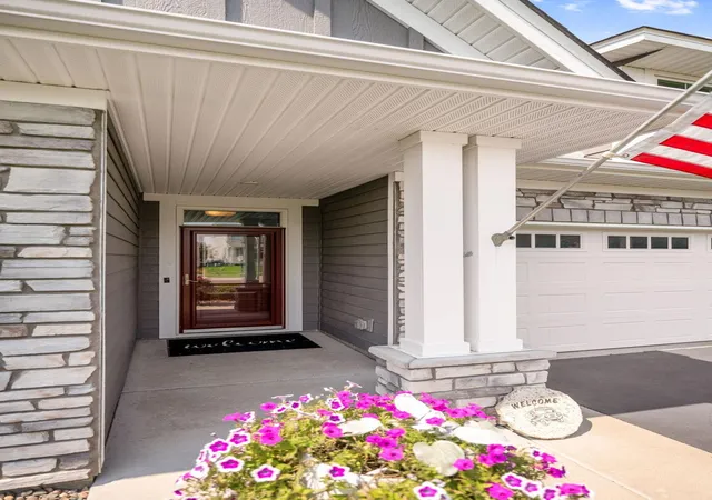 Photo 2 of Single family home for sale at 14940 Tiger St Nw, Anoka, MN 55303 | MLS# 7119942 | Listing updated on 2026-09-11