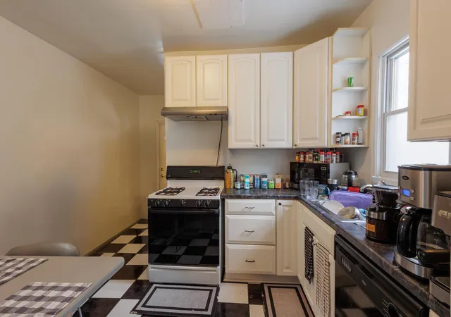 Photo 3 of Sale Pending at 3427 Garfield Ave, Minneapolis, MN 55408 | MLS# 7120152 | Listing updated on 2026-09-15