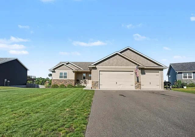 Photo 3 of Single family home for sale at 1763 Otter Way, New Richmond, WI 54017 | MLS# 7120157 | Listing updated on 2026-09-15